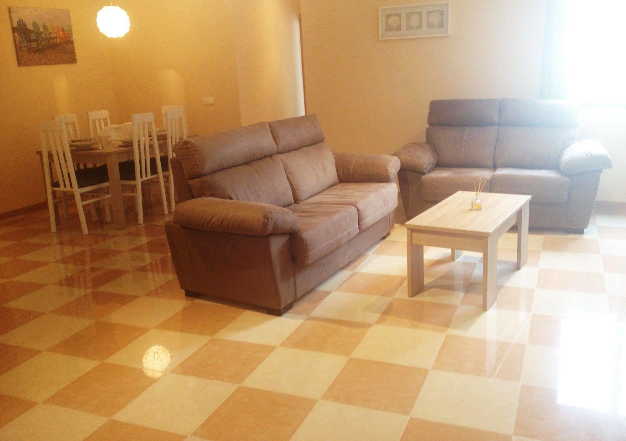 Apartamentos Decada マラガ エクステリア 写真