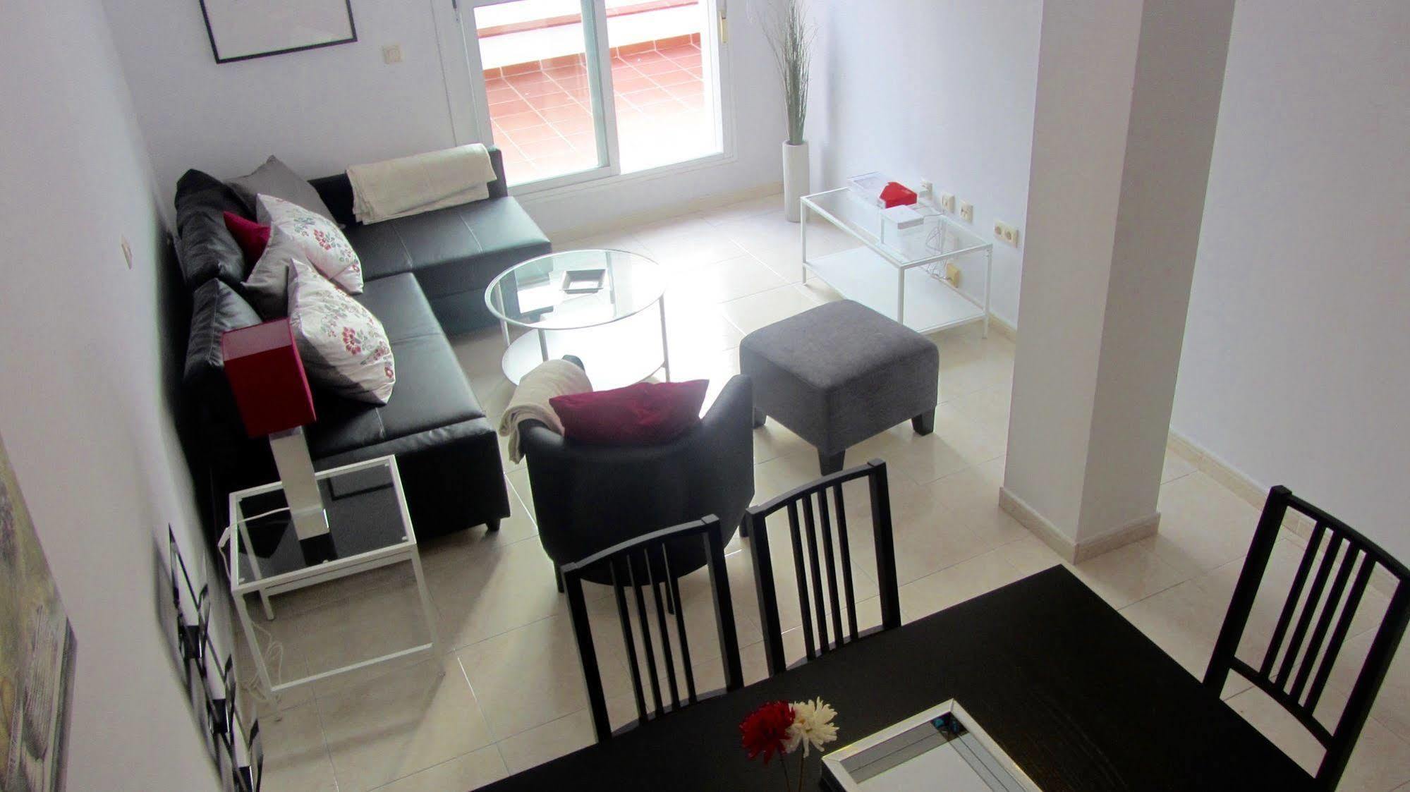 Apartamentos Decada マラガ エクステリア 写真